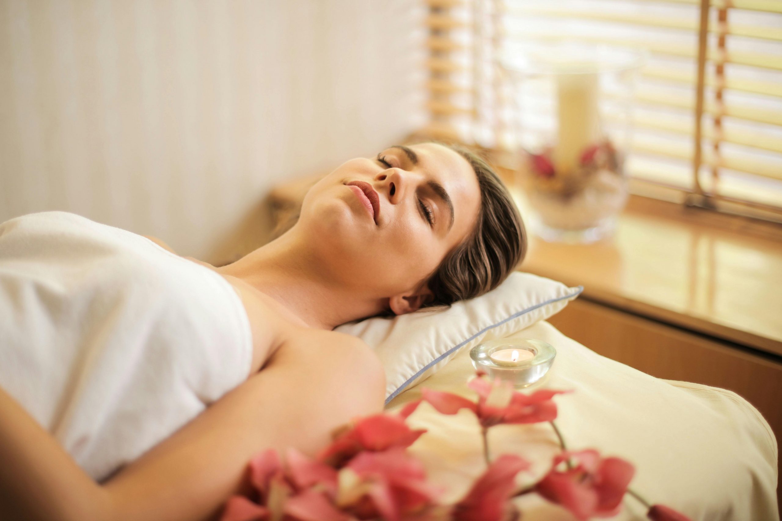 Lee más sobre el artículo 🌟 ¡Descubre el masaje holístico y renueva tu energía!🌟